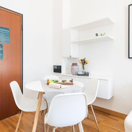 Magic Flat In Duomo By Easylife Apartment Milan Bagian luar foto